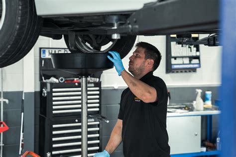 Sm Car Servicing, Tyres & Parts